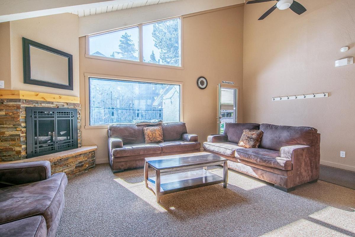 Fully Renovated! St Anton #17 Ski In Ski Out 1 Bedroom 1 Bathroom Condo! Sleeps Up To 4! 맘모스 레이크스 외부 사진