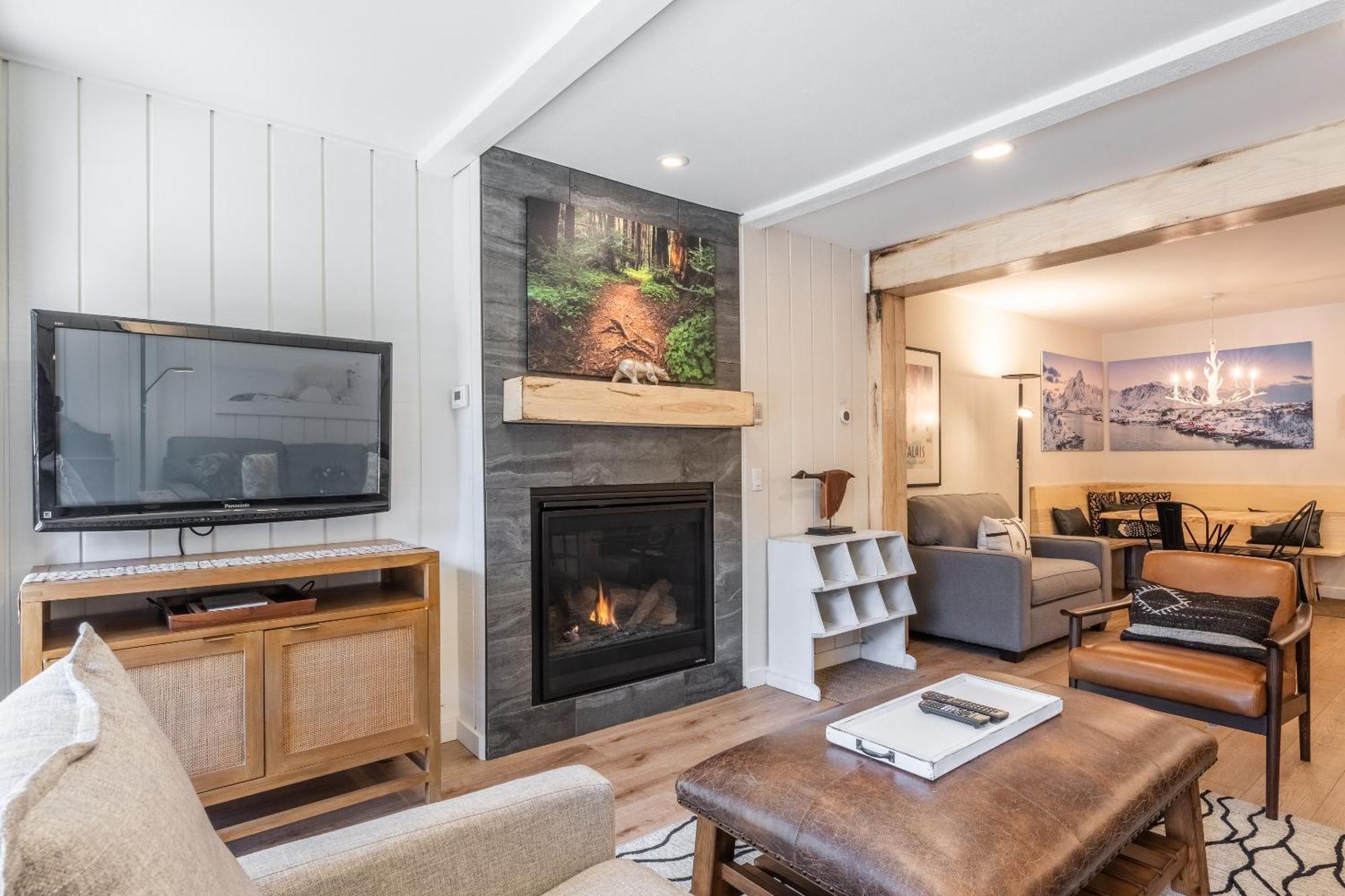 Fully Renovated! St Anton #17 Ski In Ski Out 1 Bedroom 1 Bathroom Condo! Sleeps Up To 4! 맘모스 레이크스 외부 사진